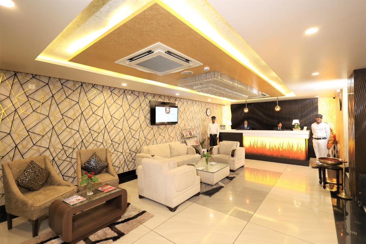 Hotel Sidh Vedantha Patna  Buitenkant foto