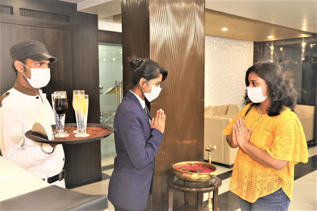 Hotel Sidh Vedantha Patna  Buitenkant foto