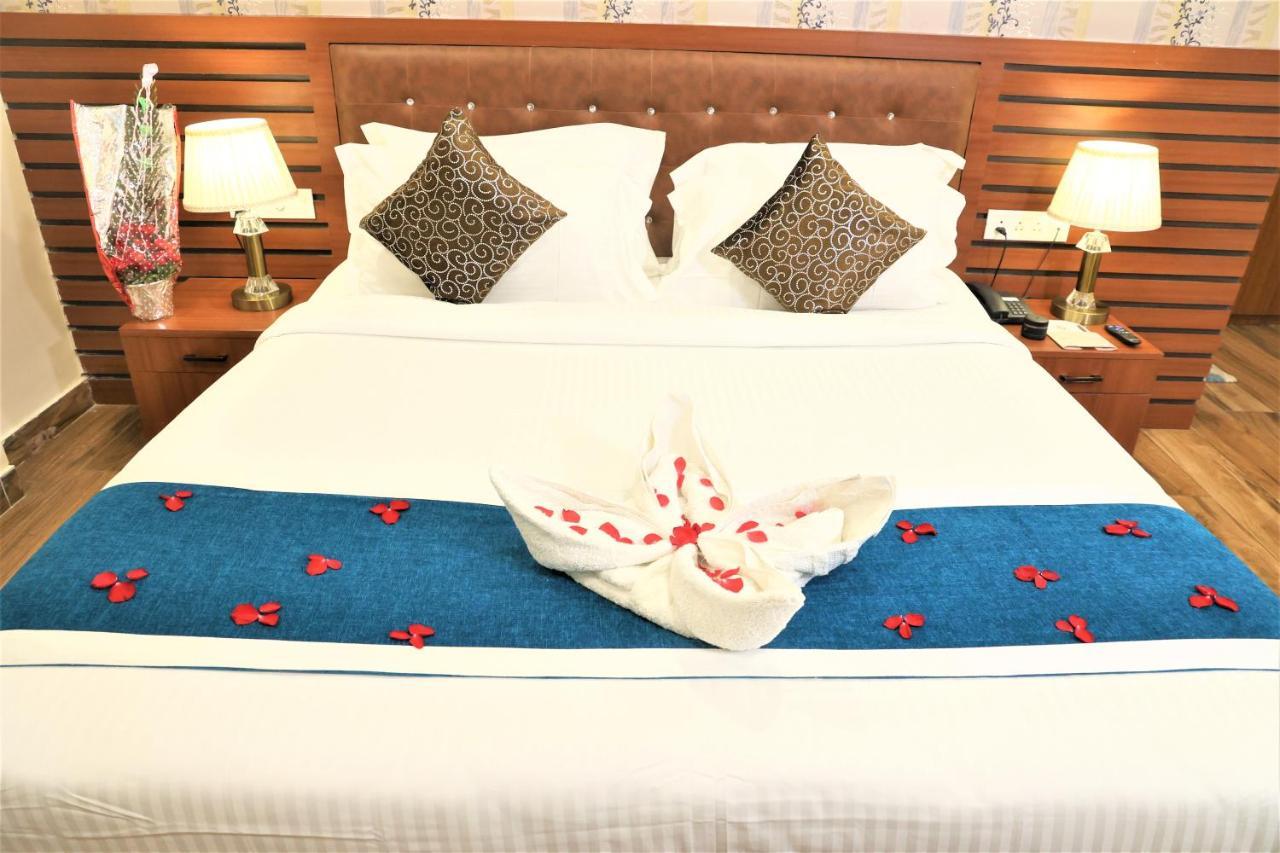 Hotel Sidh Vedantha Patna  Buitenkant foto