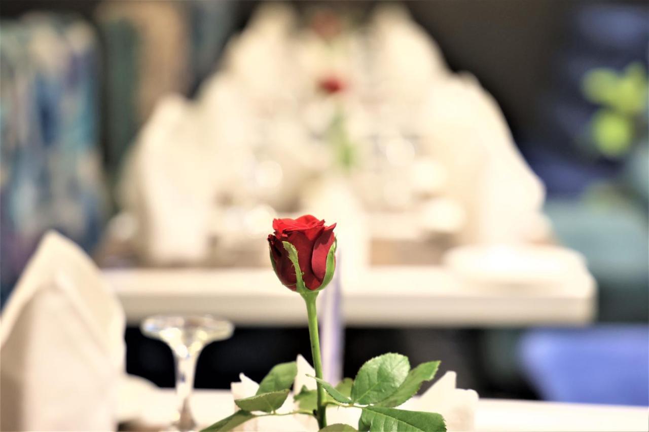 Hotel Sidh Vedantha Patna  Buitenkant foto