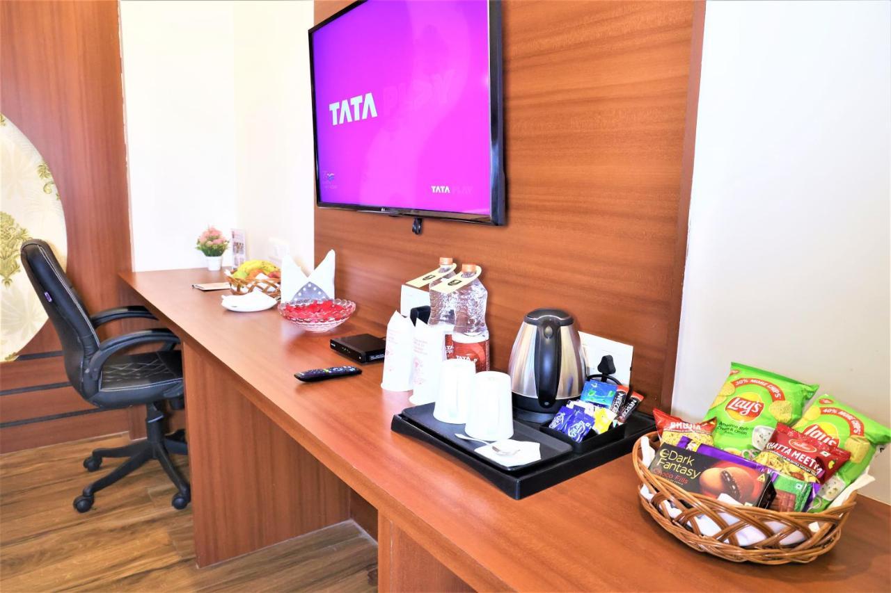 Hotel Sidh Vedantha Patna  Buitenkant foto