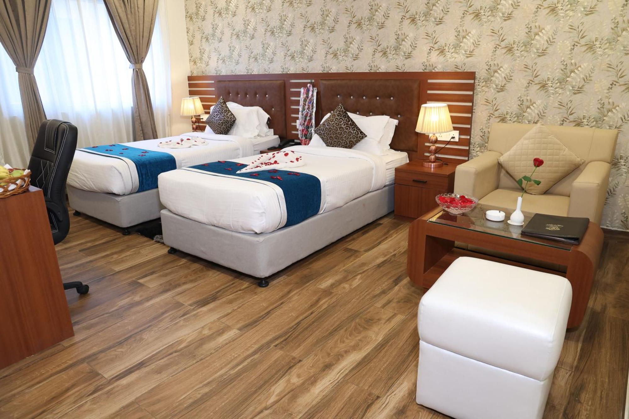 Hotel Sidh Vedantha Patna  Buitenkant foto